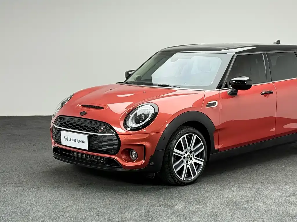 MINI Clubman — фото 4