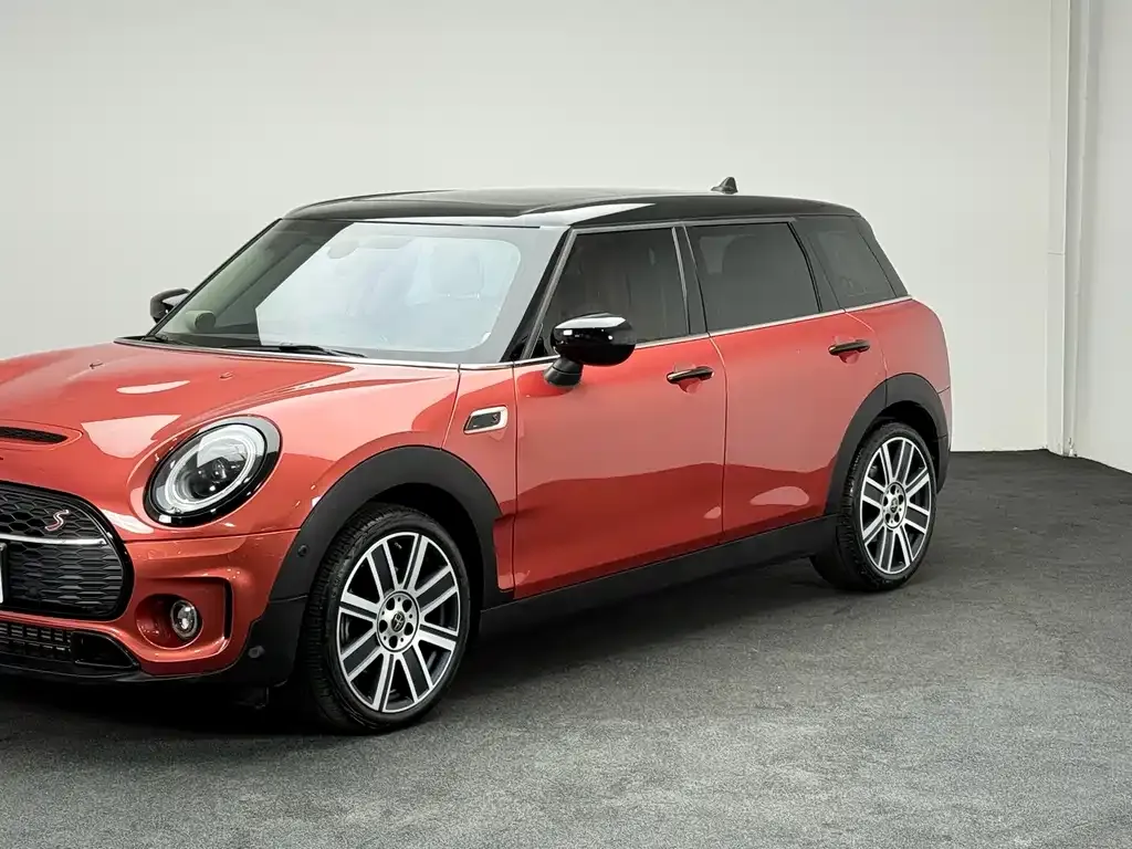 MINI Clubman — фото 5
