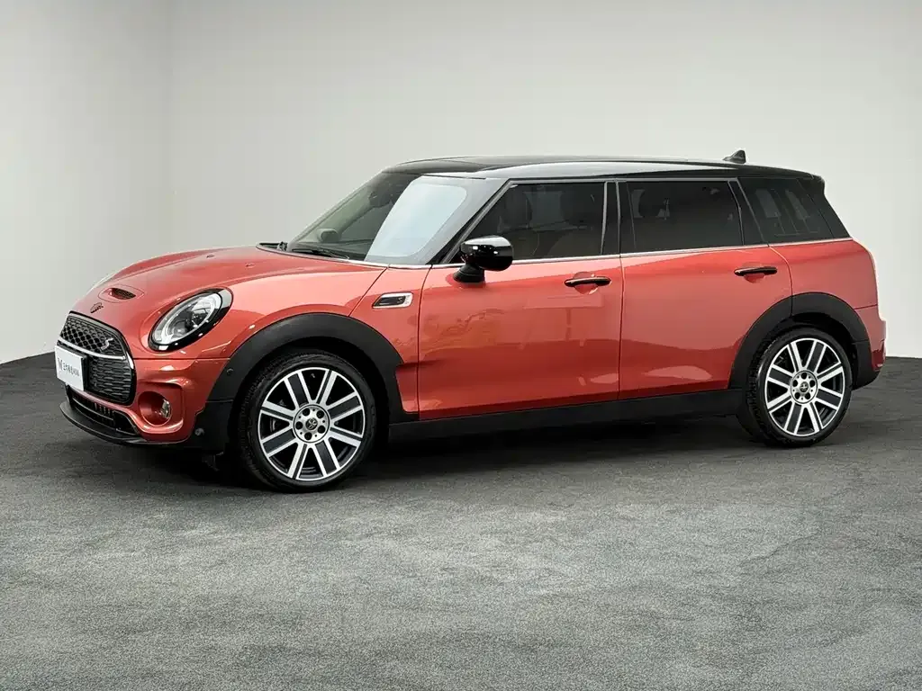 MINI Clubman — фото 9