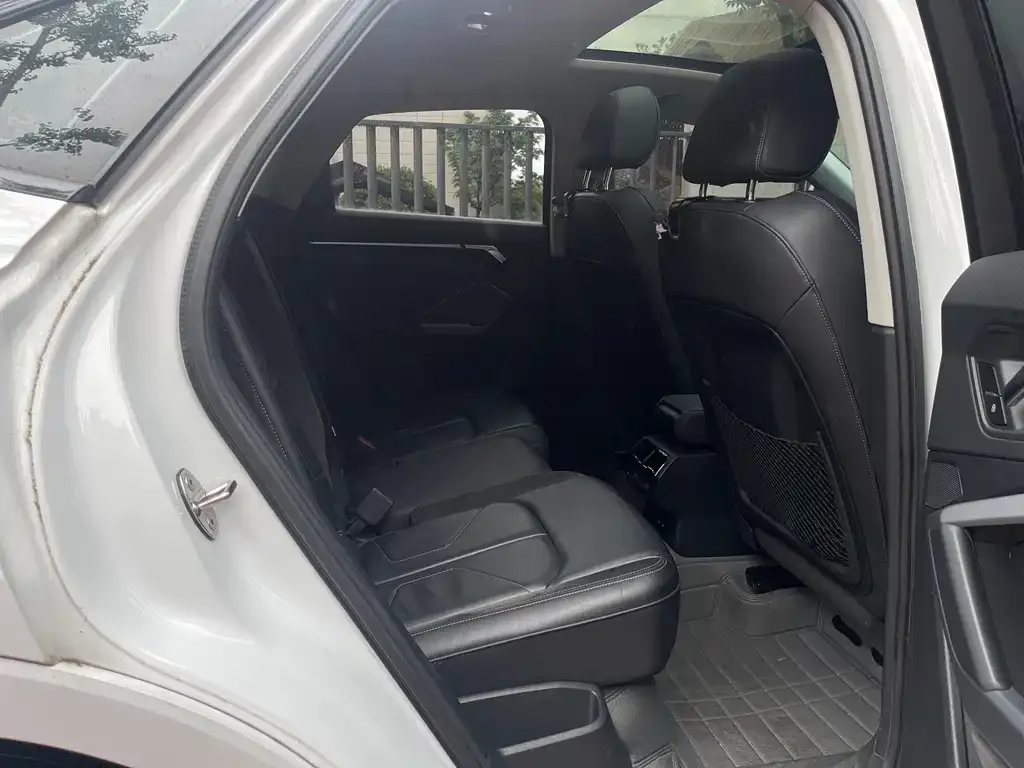 Audi Q3 Sportback — фото 3