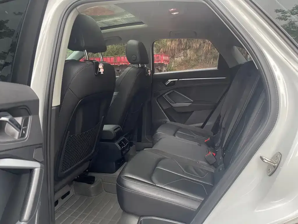 Audi Q3 Sportback — фото 7