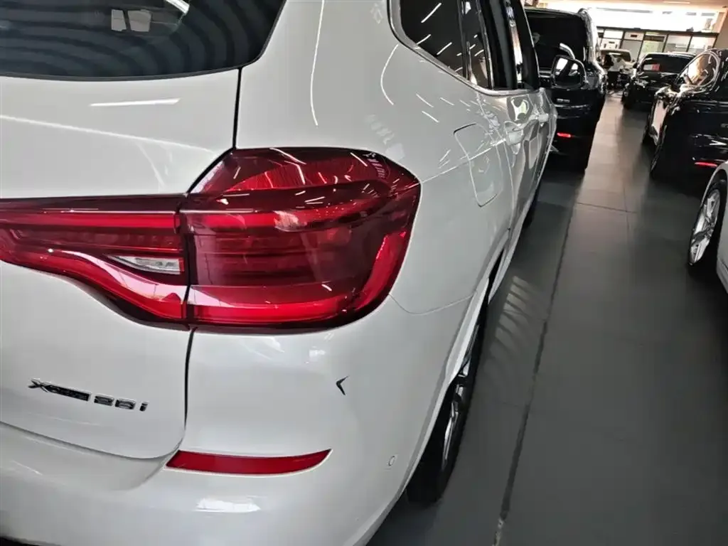 BMW X3 — фото 3