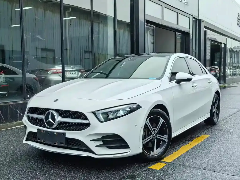 Mercedes-Benz A-Class — фото 1