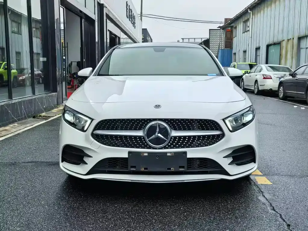 Mercedes-Benz A-Class — фото 10