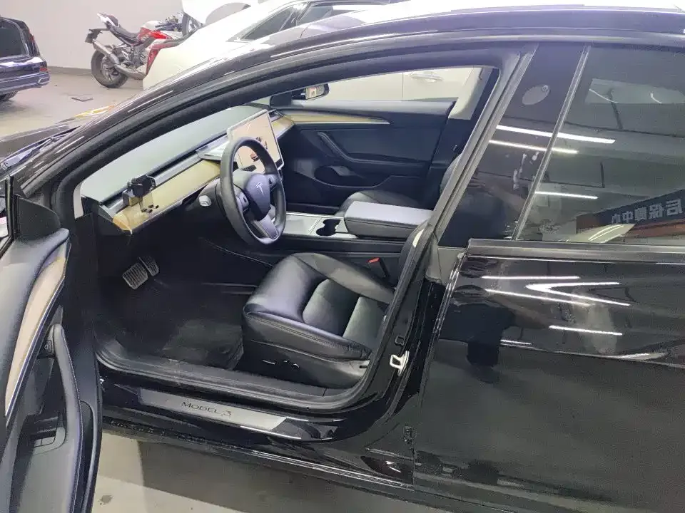 Tesla Model 3 2023 из CN, фото 5