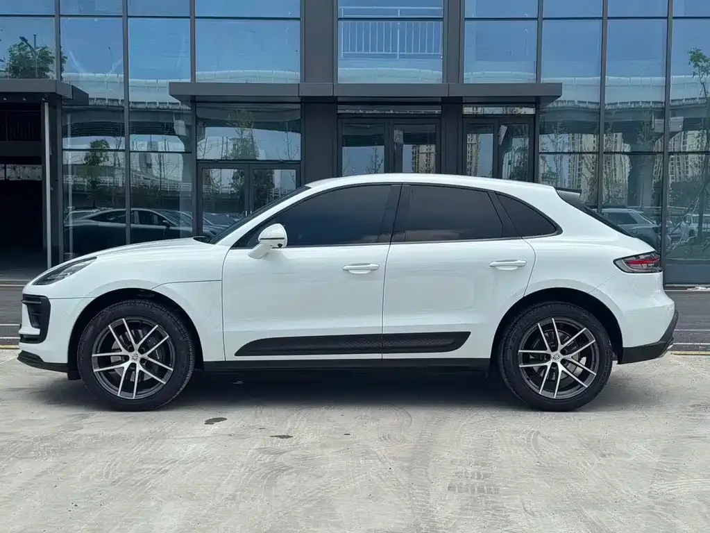 Porsche Macan — фото 8