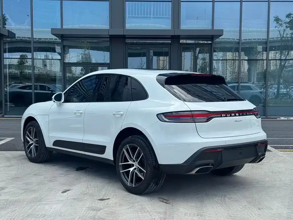 Porsche Macan — фото 6