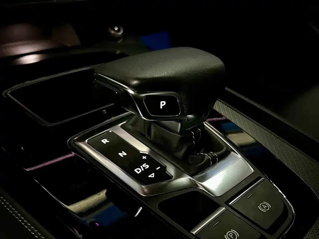 Audi Q5L 2023 из CN, фото 10
