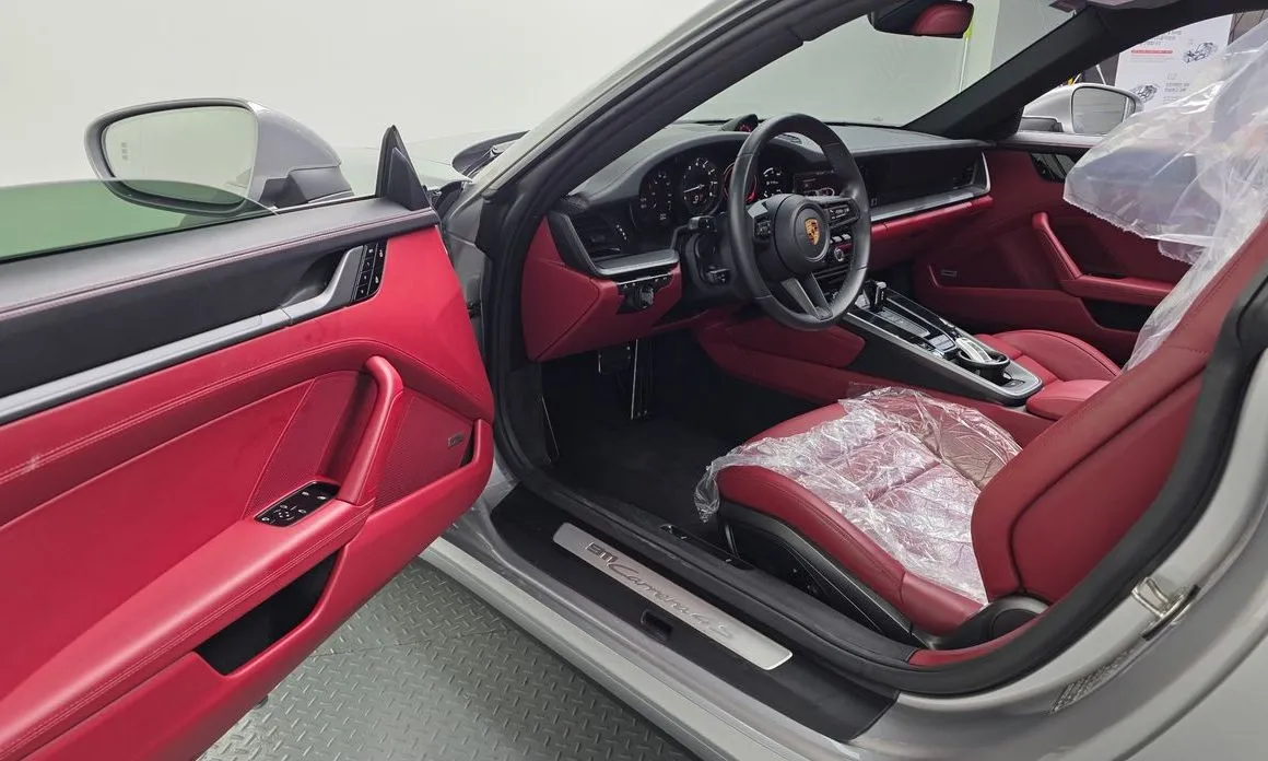Porsche 911 2021 из KR, фото 7