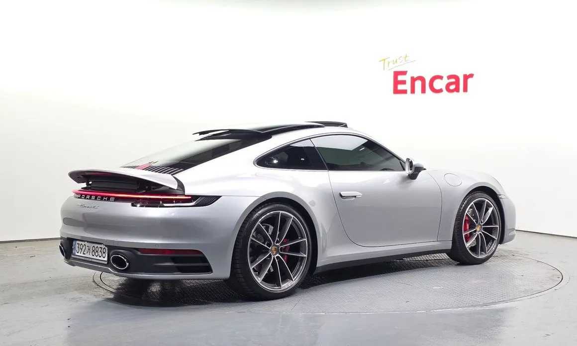 Porsche 911 2021 из KR, фото 3