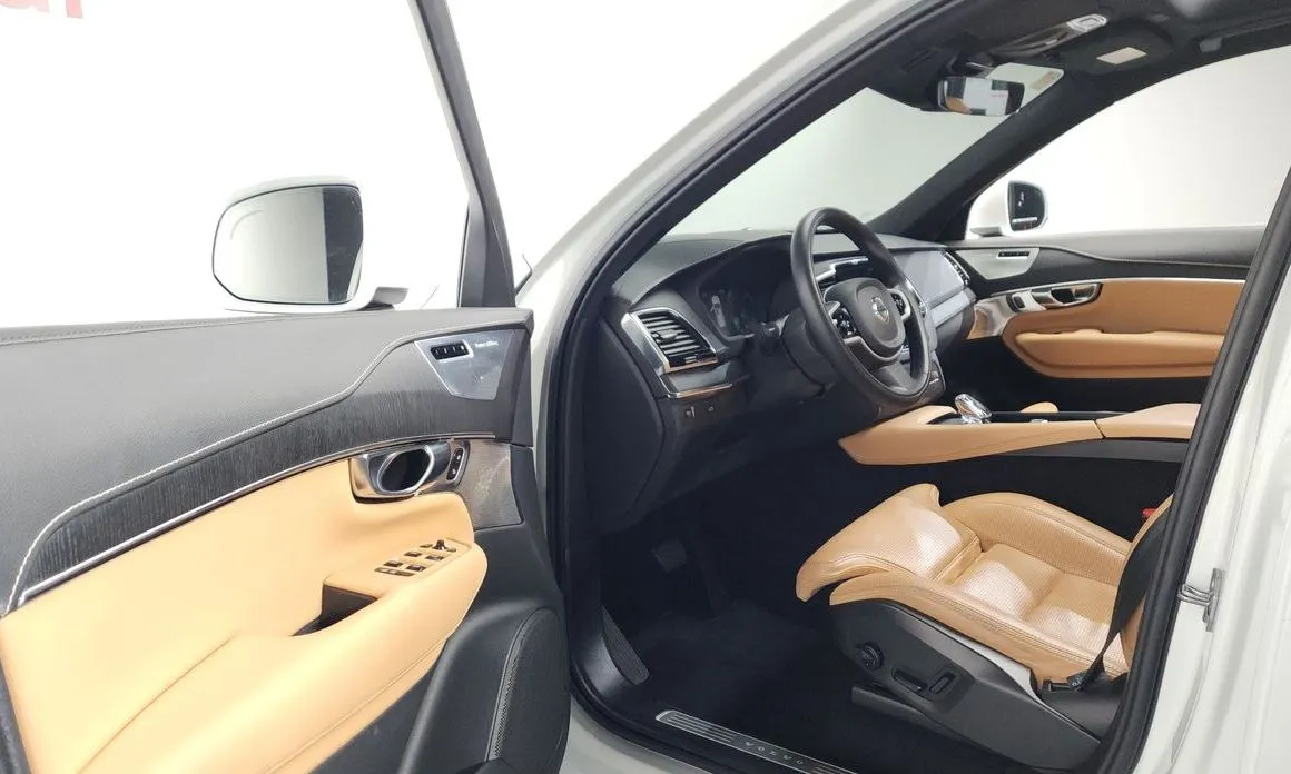 Volvo XC90 2021 из KR, фото 4