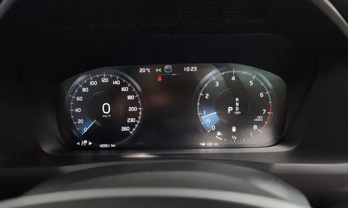 Volvo XC90 2021 из KR, фото 9