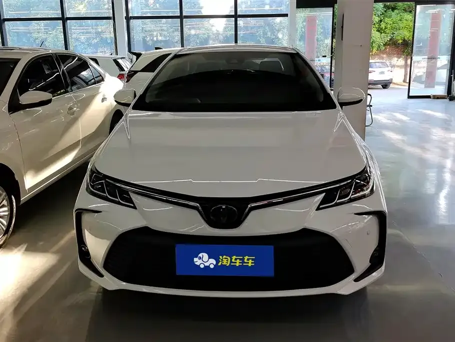 Toyota Corolla 2021 из CN, фото 10