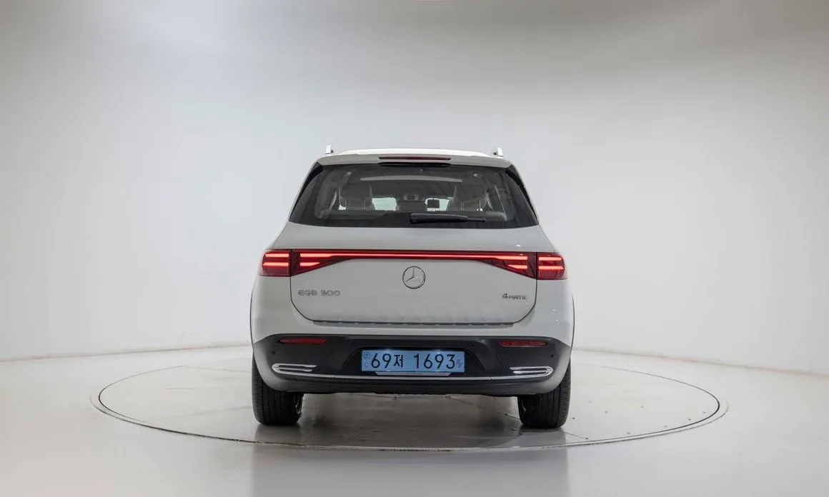 Mercedes-Benz EQB 2026 из KR, фото 4