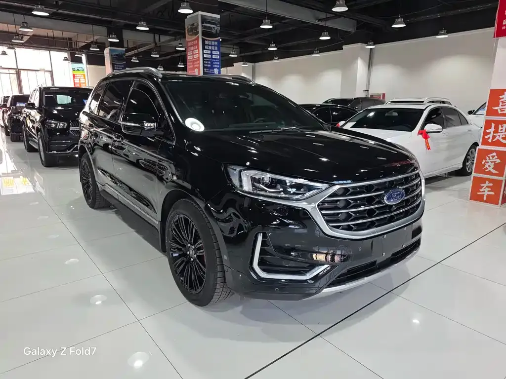 Ford Edge — фото 5