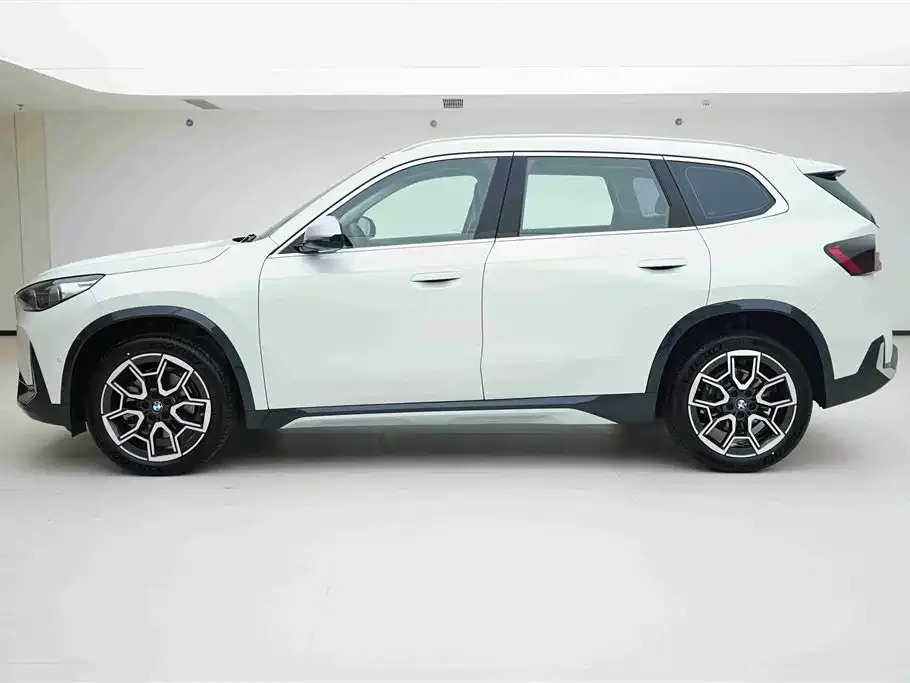 BMW X1 — фото 6