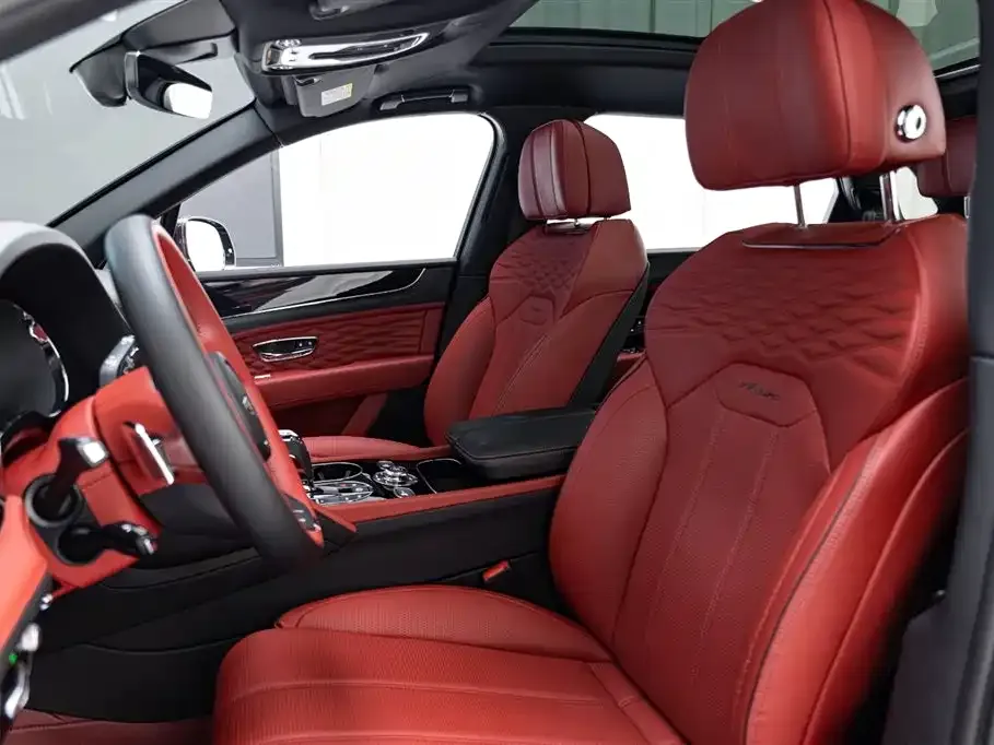 Bentley Bentayga — фото 10