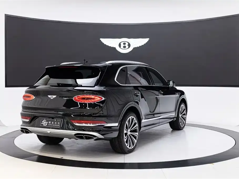 Bentley Bentayga — фото 6