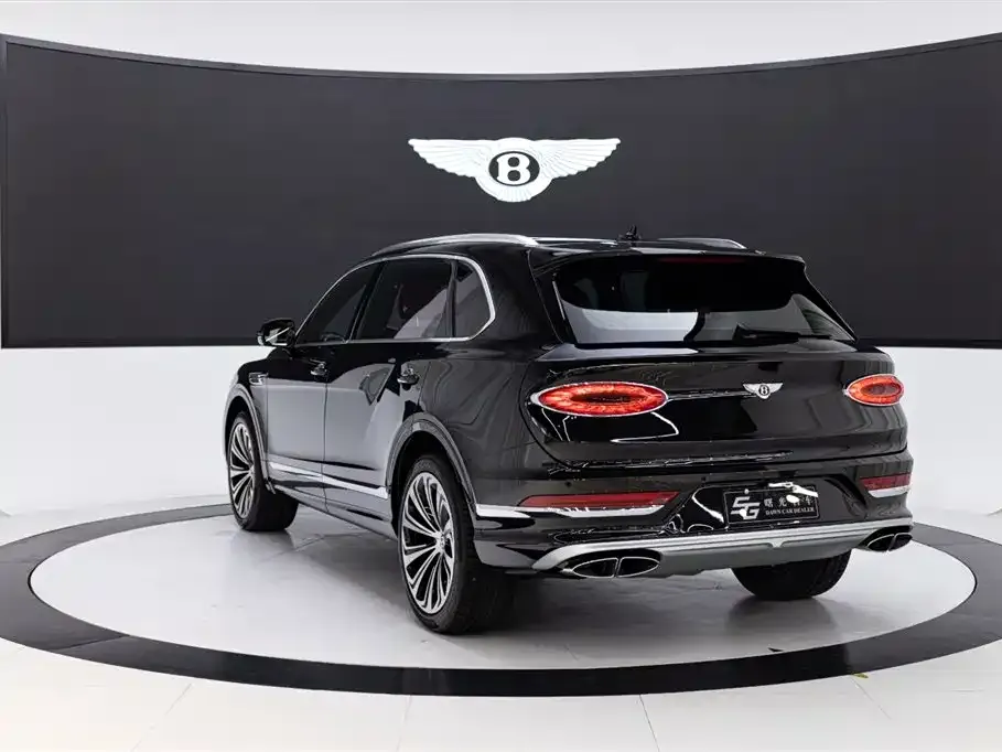 Bentley Bentayga — фото 5