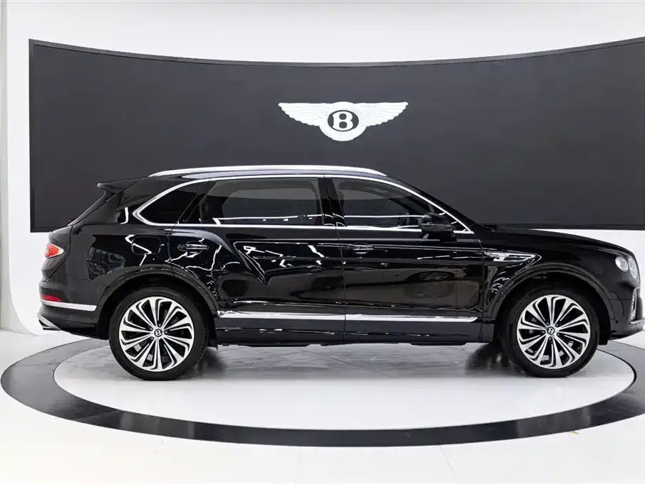 Bentley Bentayga — фото 2
