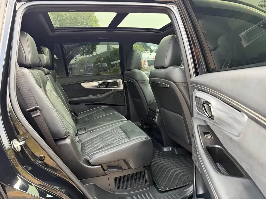 GAC Motor Trumpchi GS8 — фото 4