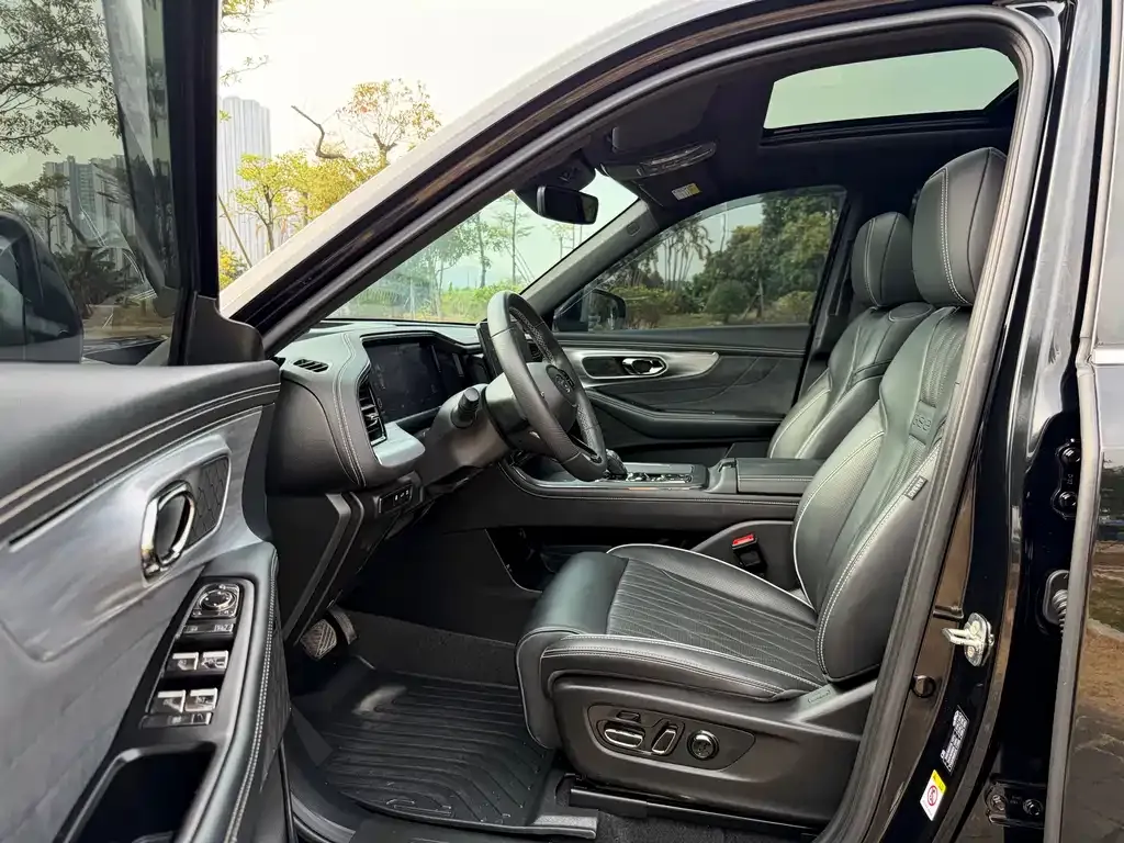 GAC Motor Trumpchi GS8 — фото 2