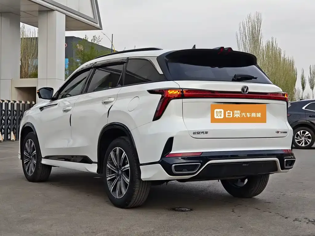 Changan CS75PLUS — фото 5