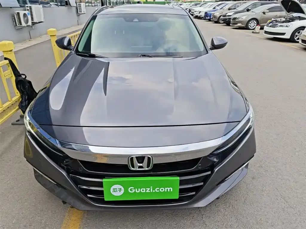 Honda Accord — фото 6