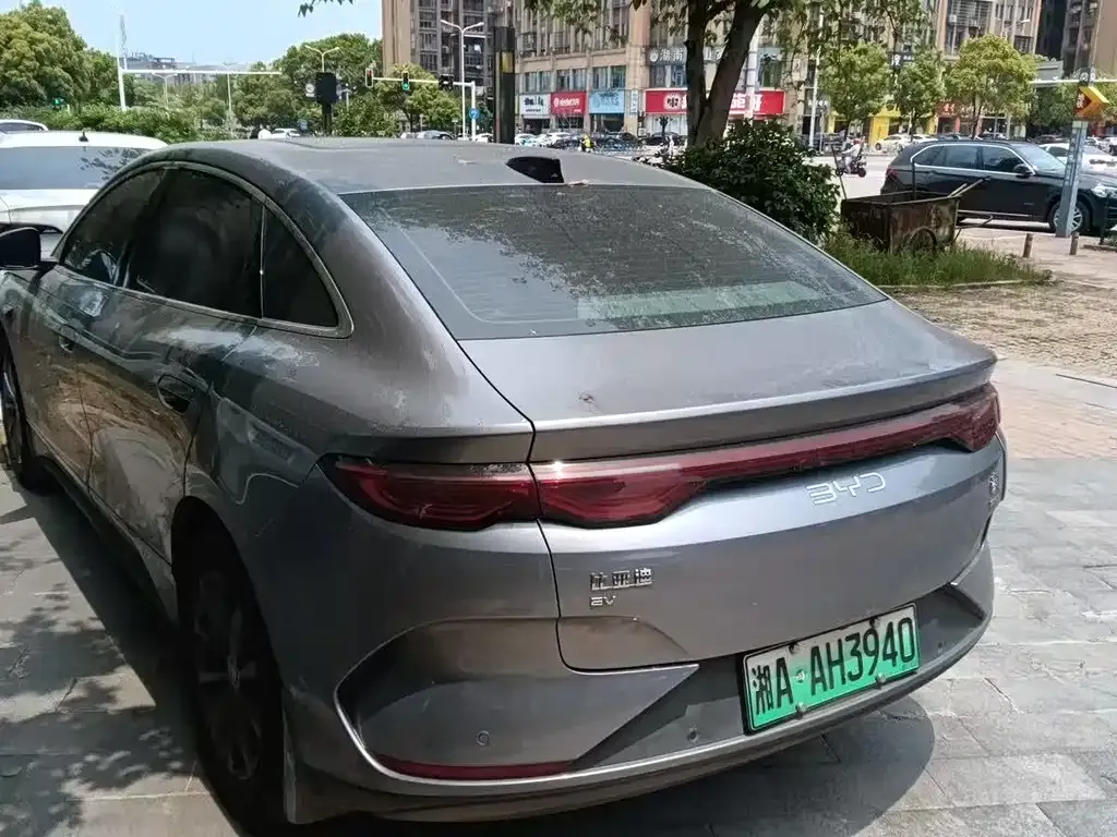 BYD Qin L — фото 10