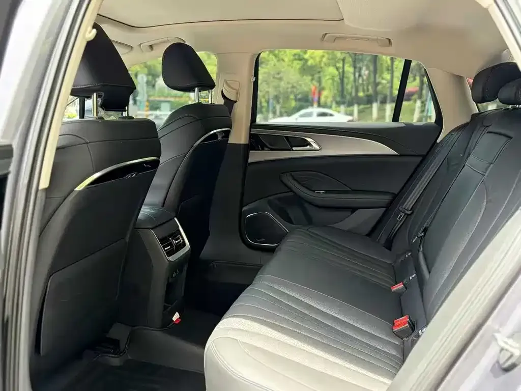 Hongqi H5 2023 из CN, фото 8