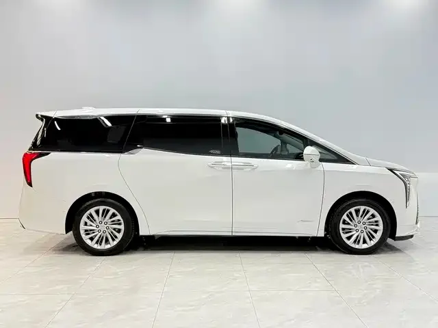 Buick Century 2024 из CN, фото 8