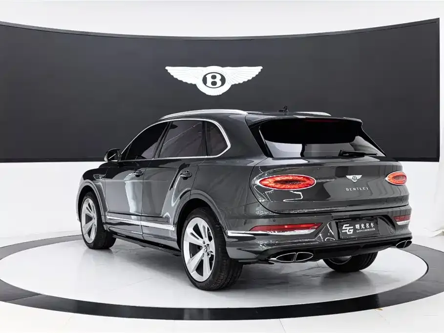 Bentley Bentayga — фото 3