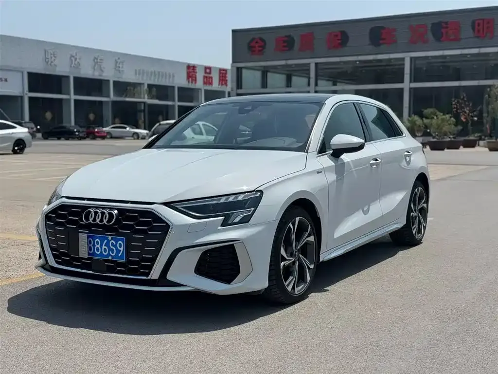 Audi A3 2022 из CN, фото 1