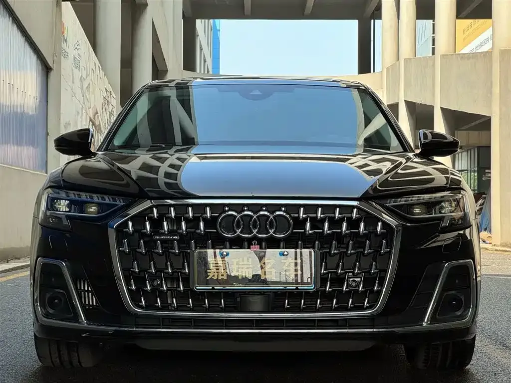 Audi A8 2025 из CN, фото 9