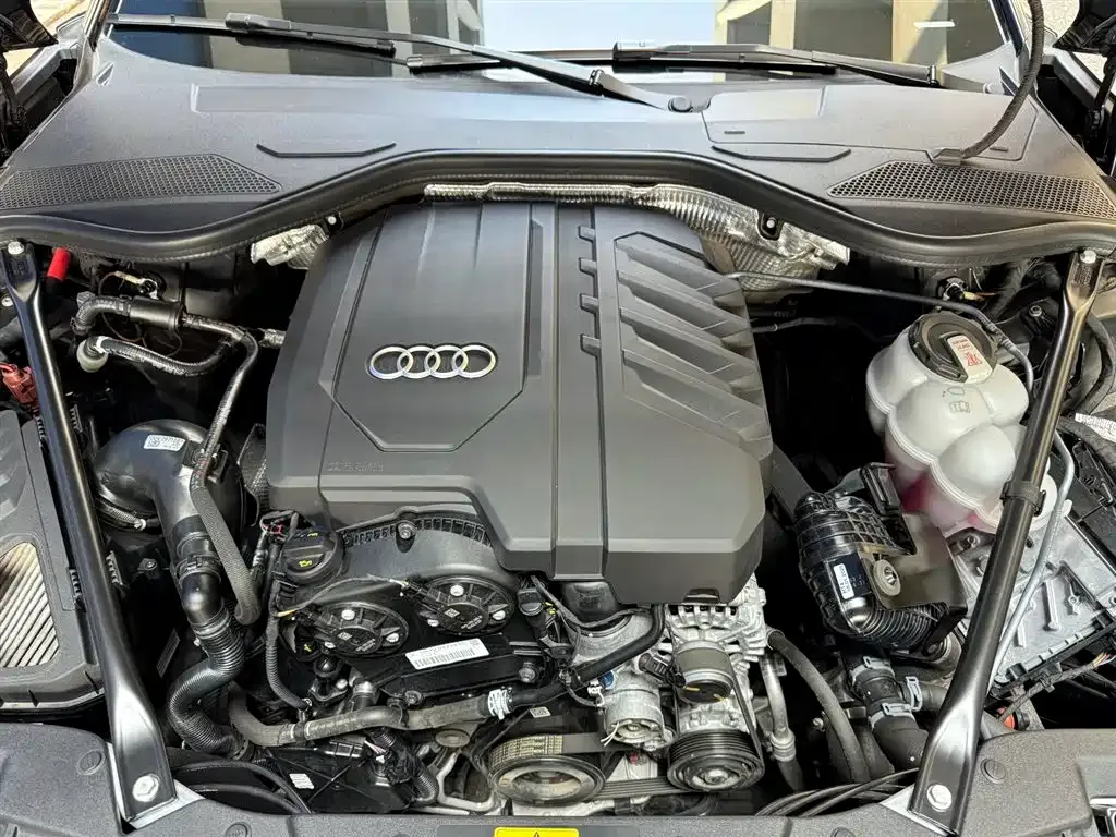 Audi A8 2025 из CN, фото 10