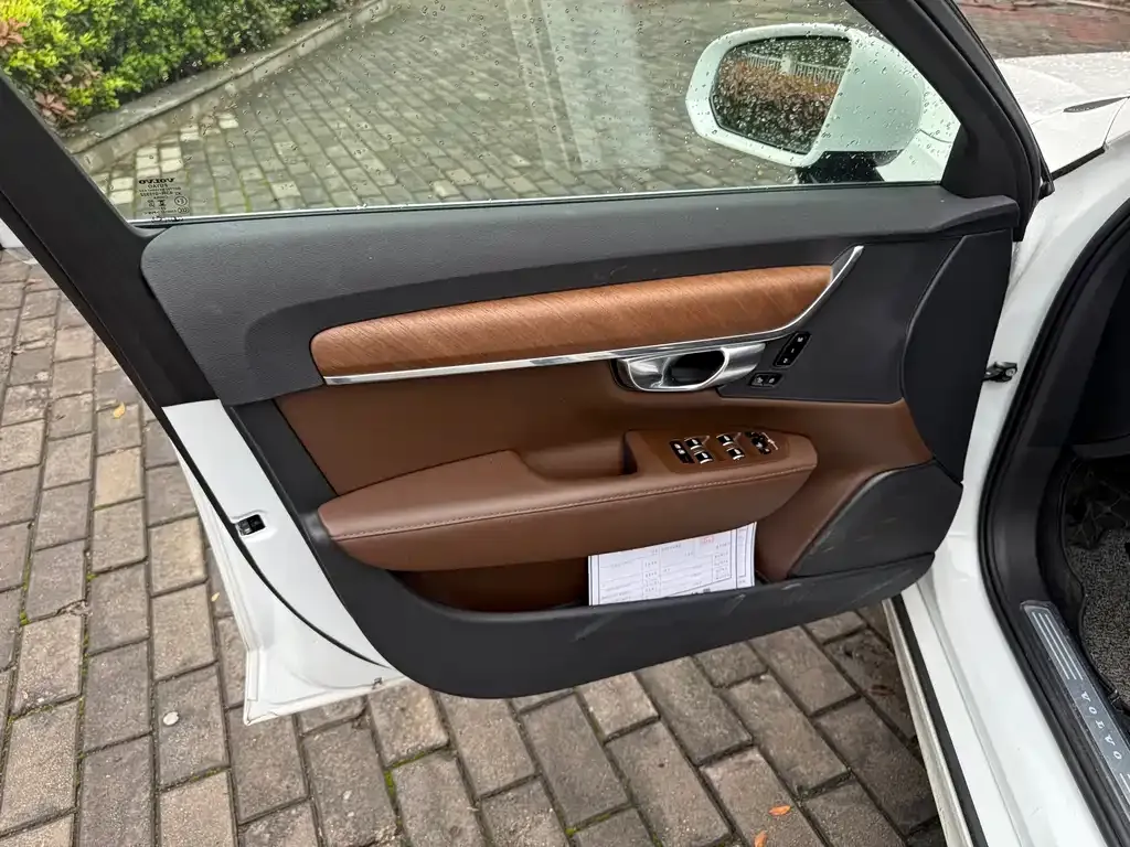Volvo S90 — фото 2