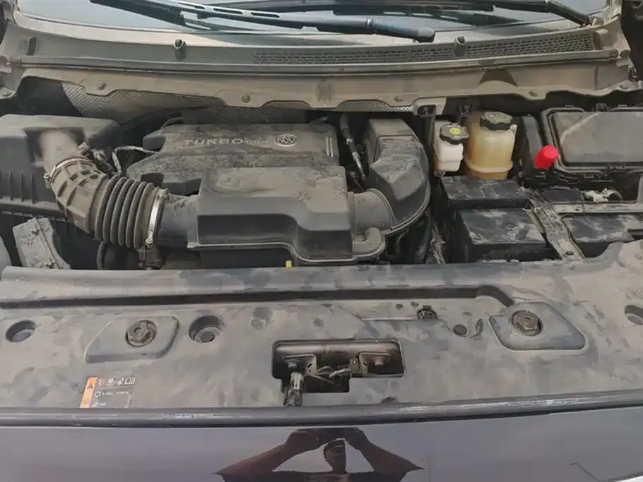 Buick GL8 2023 из CN, фото 6