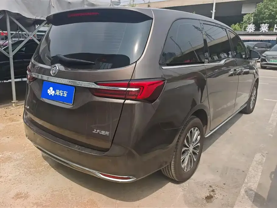 Buick GL8 2023 из CN, фото 10