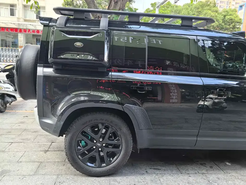 Land Rover Defender — фото 3