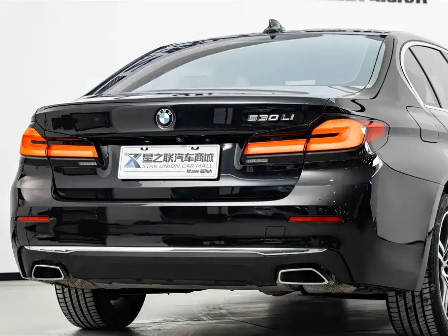 BMW 5 Series — фото 10