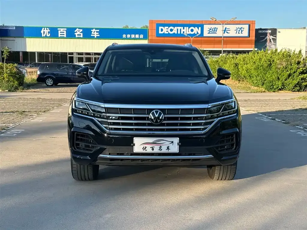 Volkswagen Touareg — фото 5