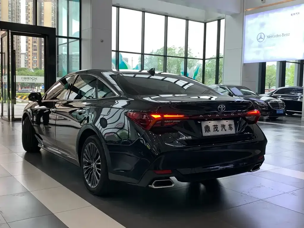 Toyota Avalon 2024 из CN, фото 9