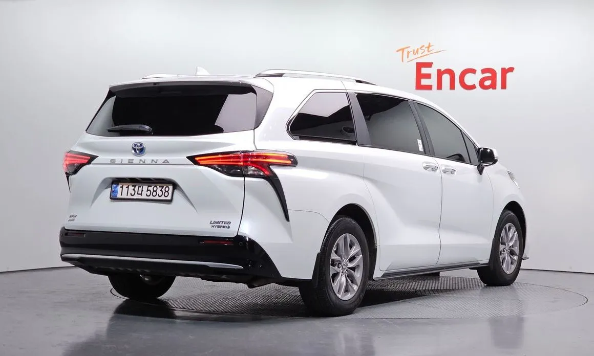 Toyota Sienna 2024 из KR, фото 6
