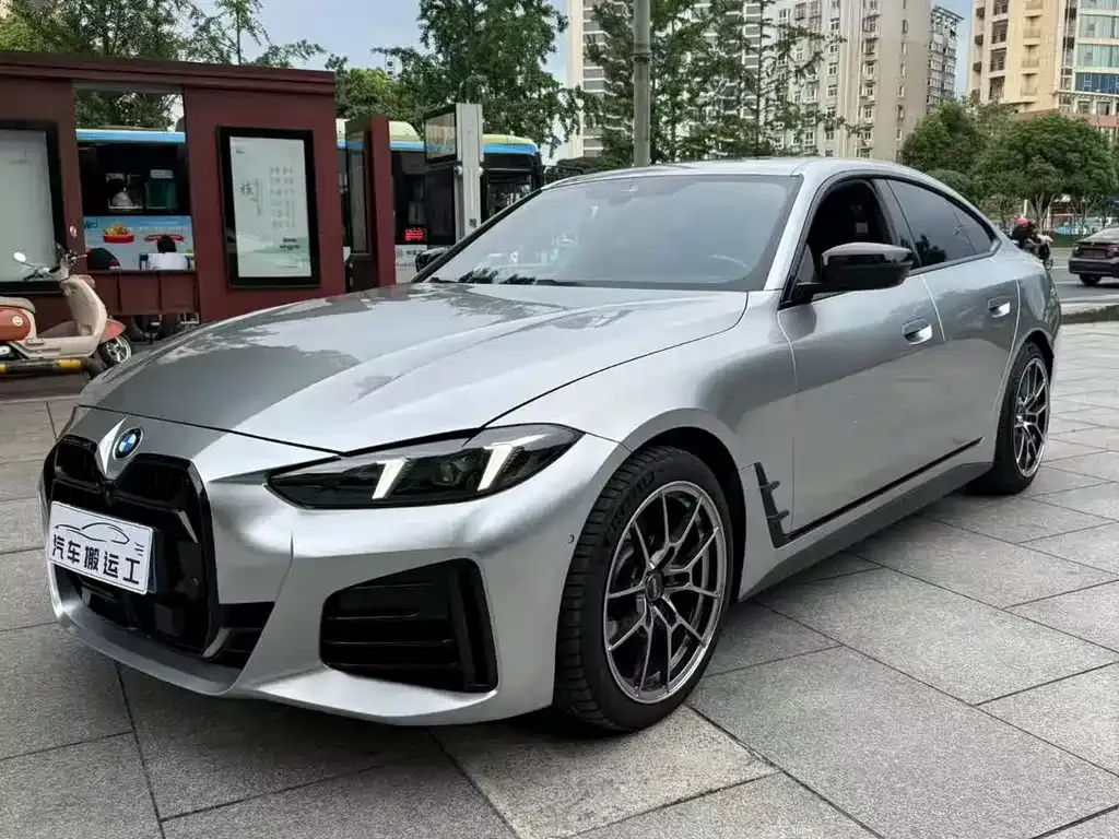 BMW 4 Series — фото 1