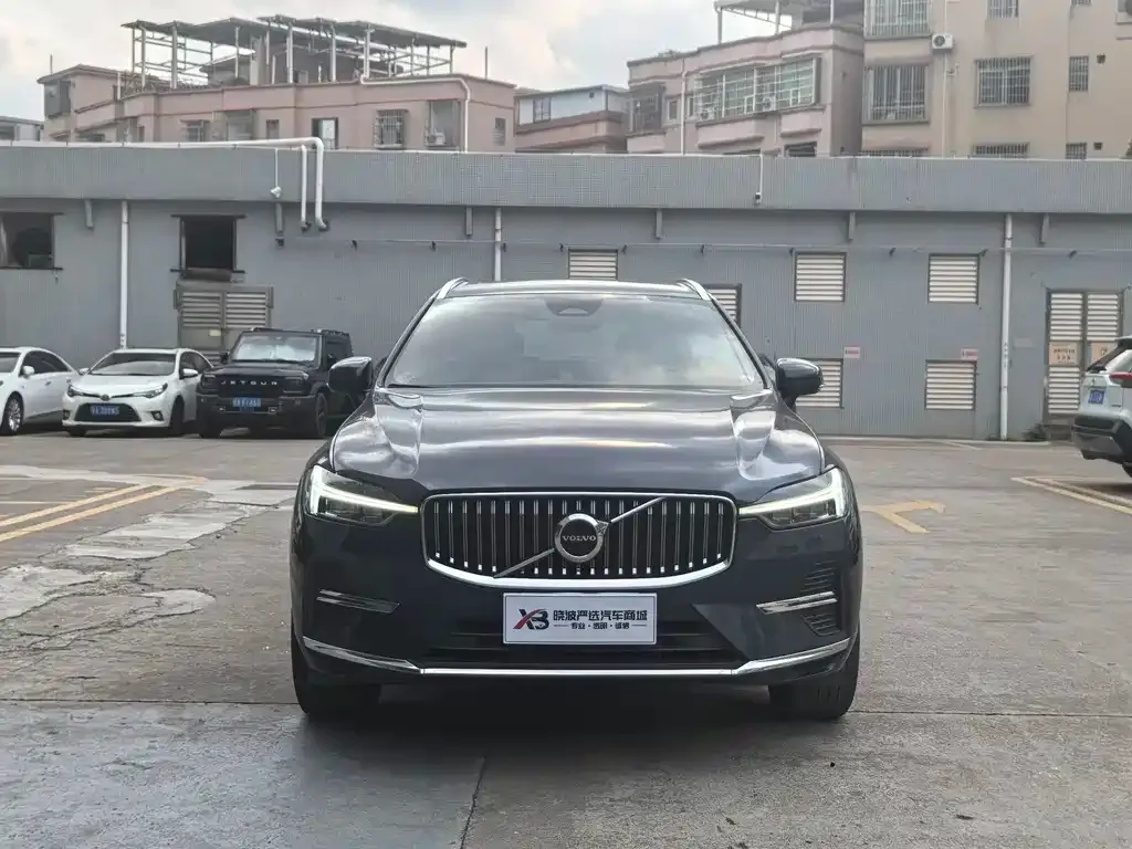 Volvo XC60 — фото 4