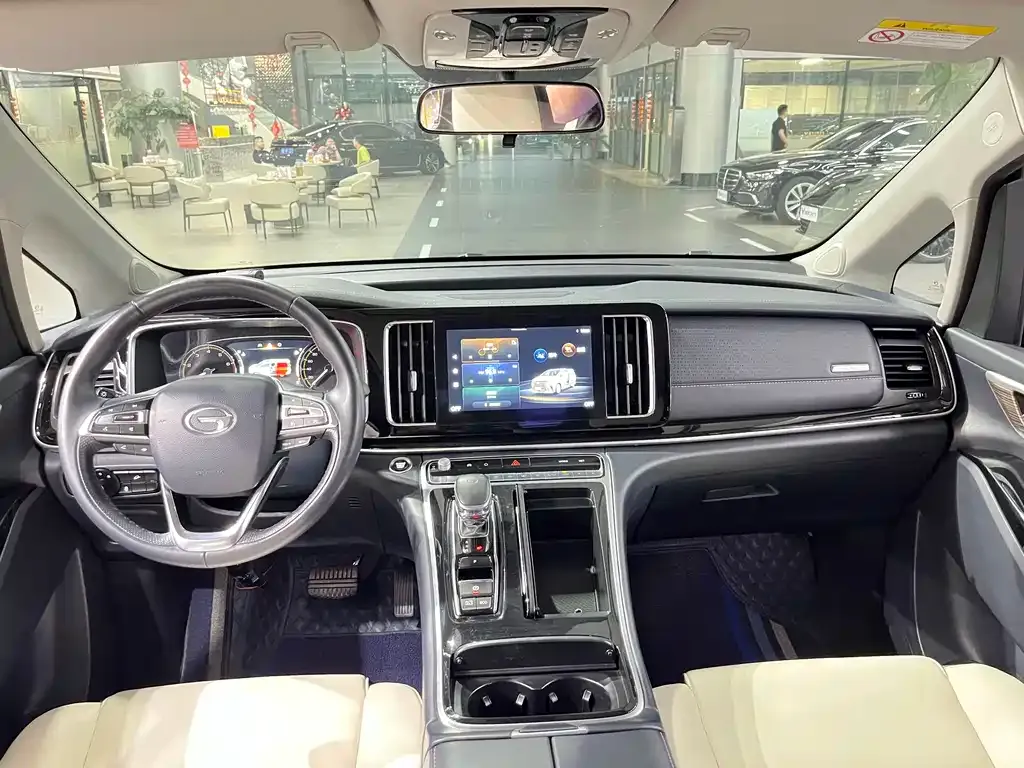 GAC Motor Trumpchi M8 — фото 3