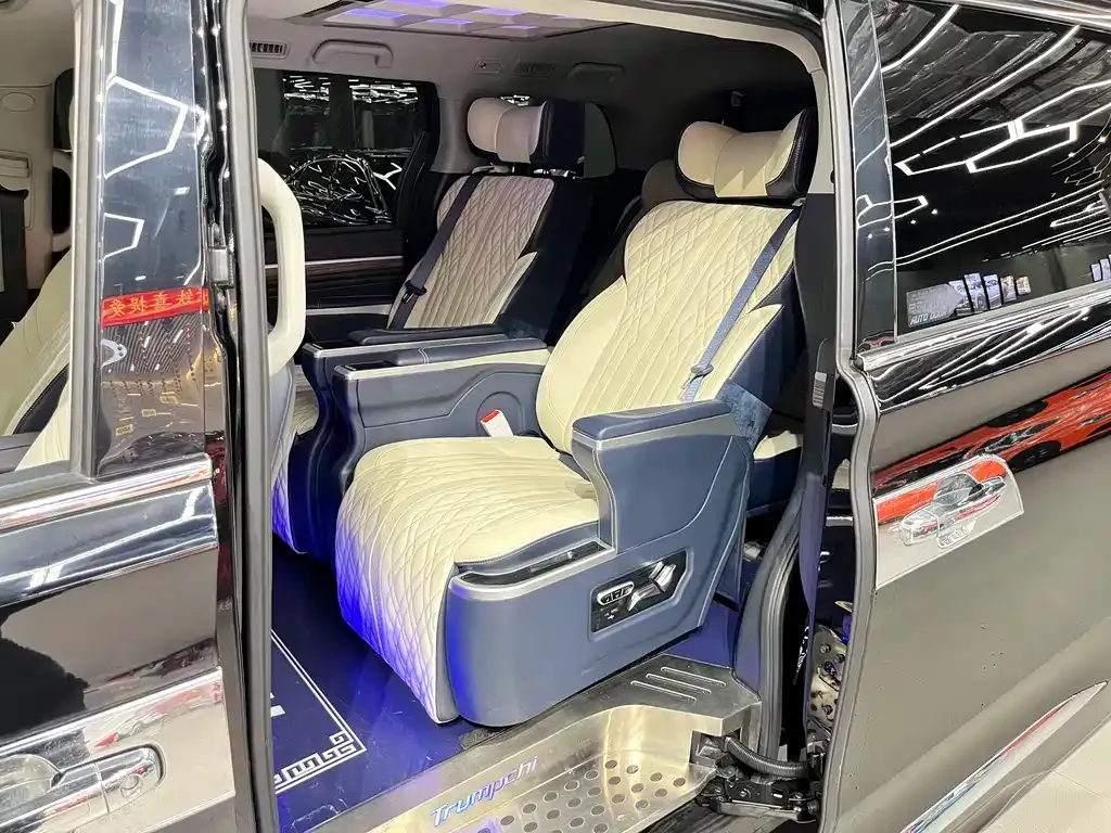 GAC Motor Trumpchi M8 — фото 9