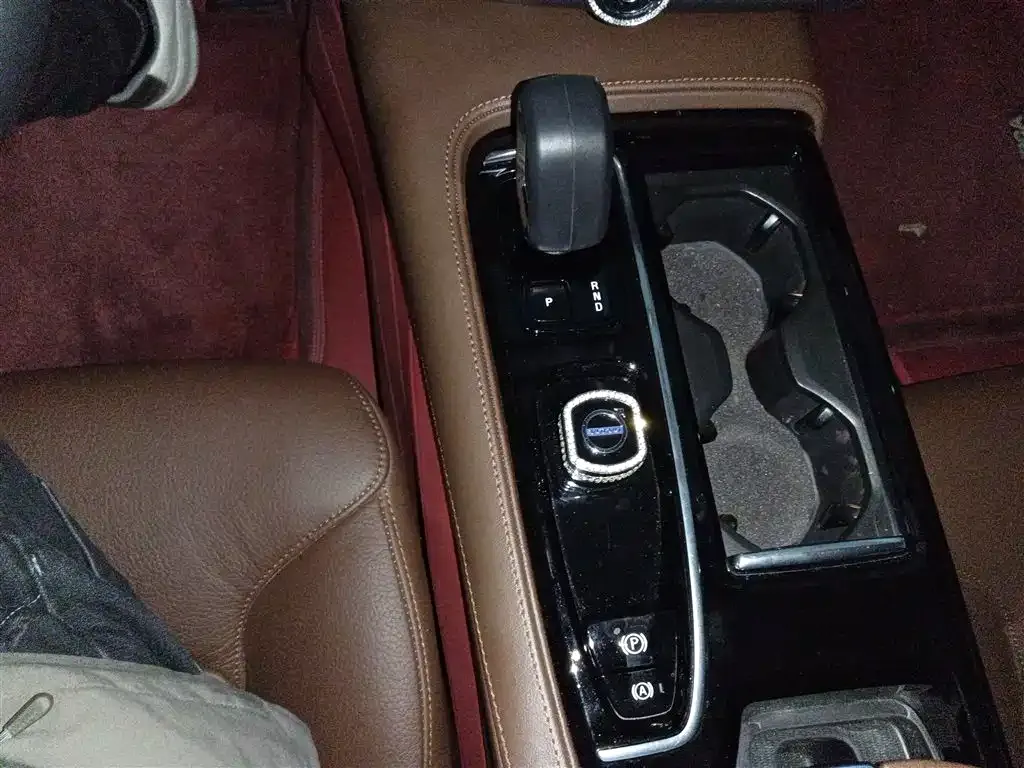 Volvo S90 PHEV 2023 из CN, фото 9