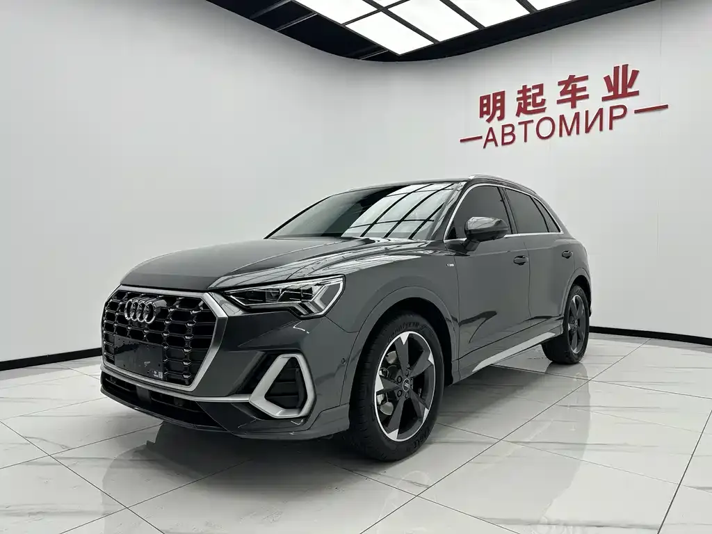 Audi Q3 2023 из CN, фото 3