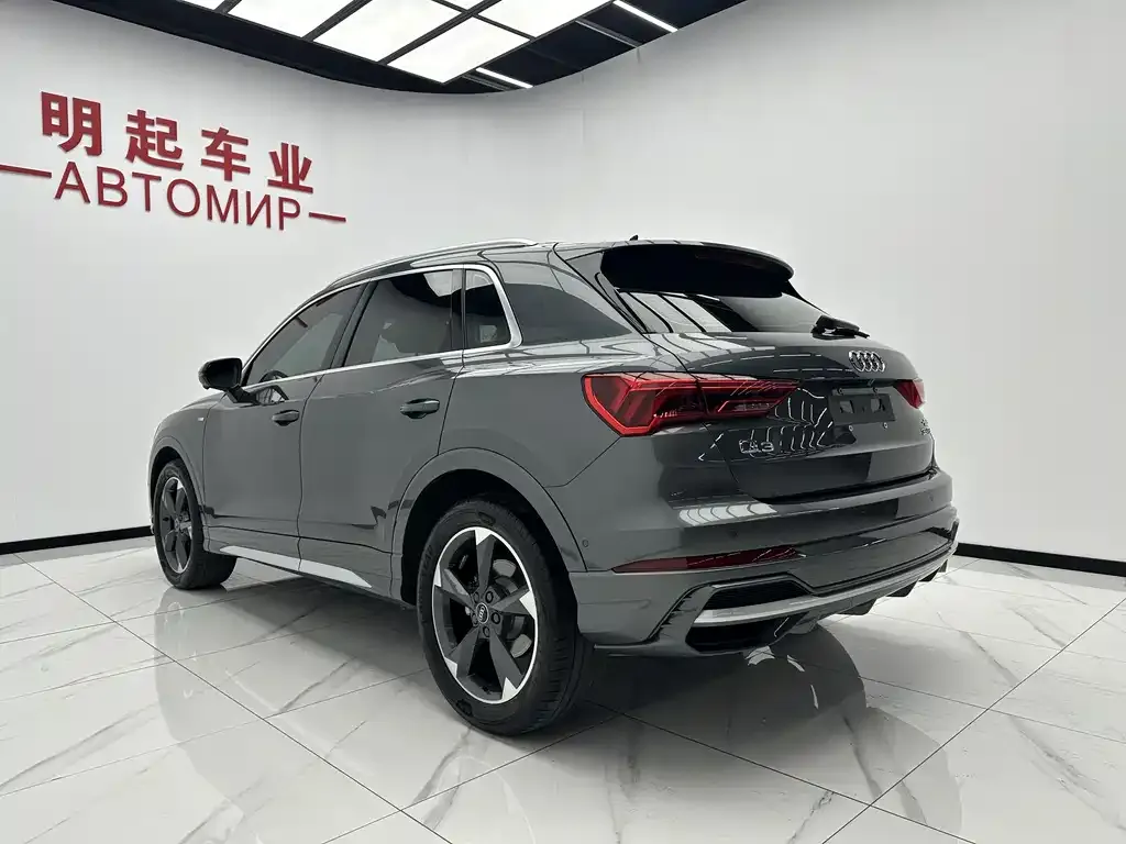 Audi Q3 2023 из CN, фото 4